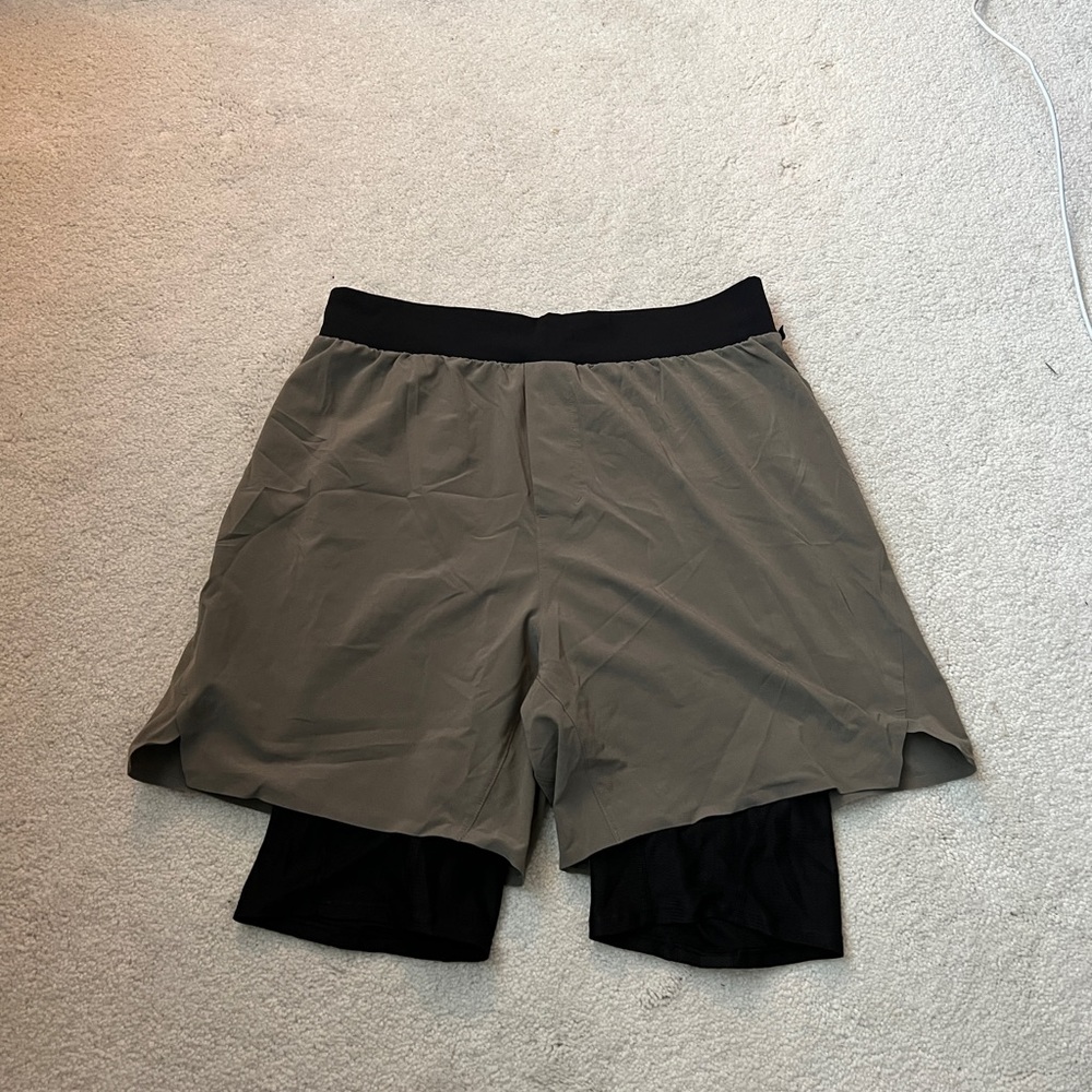 lululemon lab men’s shorts green brown size small